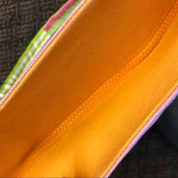 Quacker Factory large pastel colors pocketbook - Picture 5 of 8